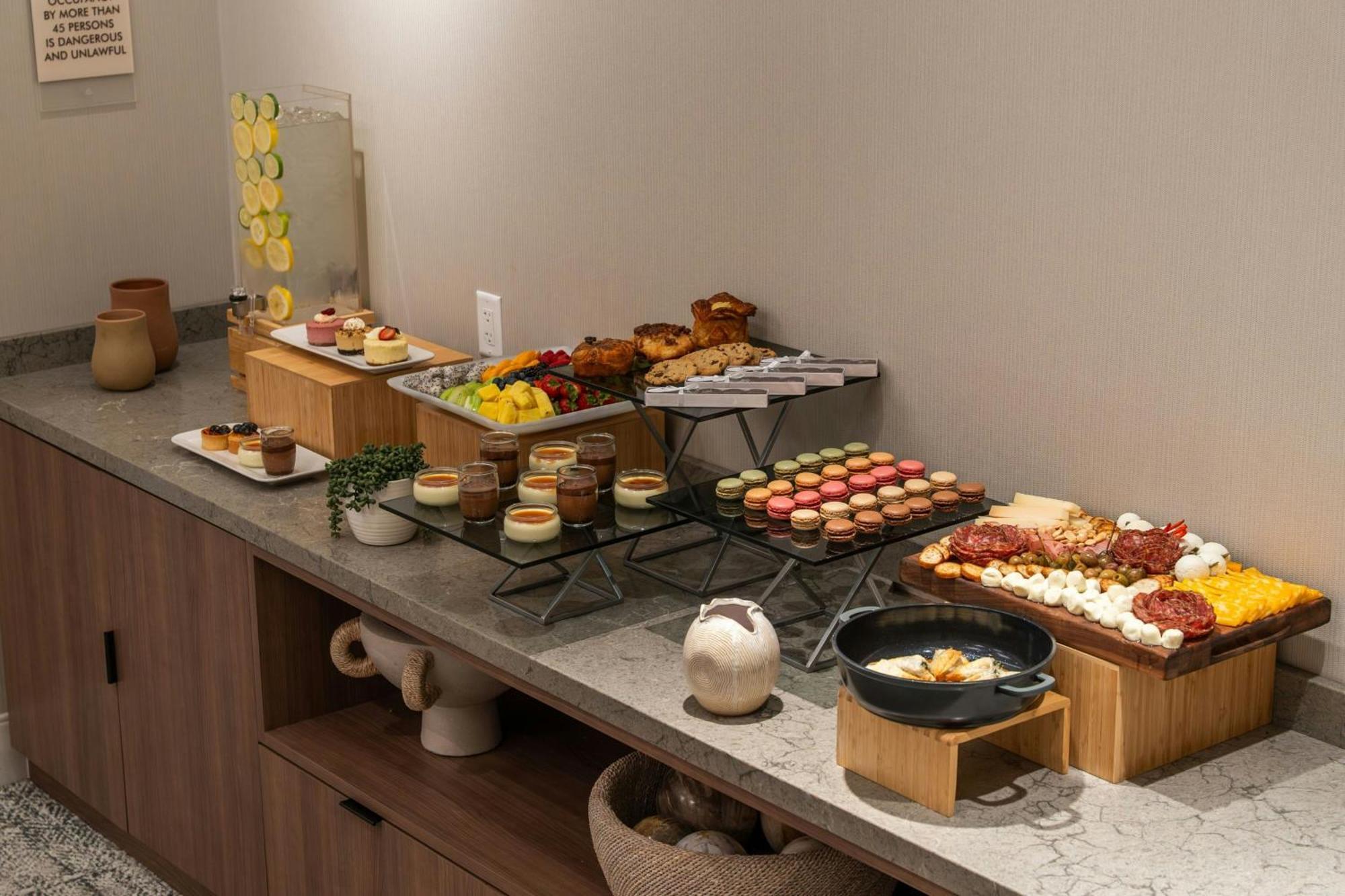 Element Reno Experience District Hotel Ngoại thất bức ảnh