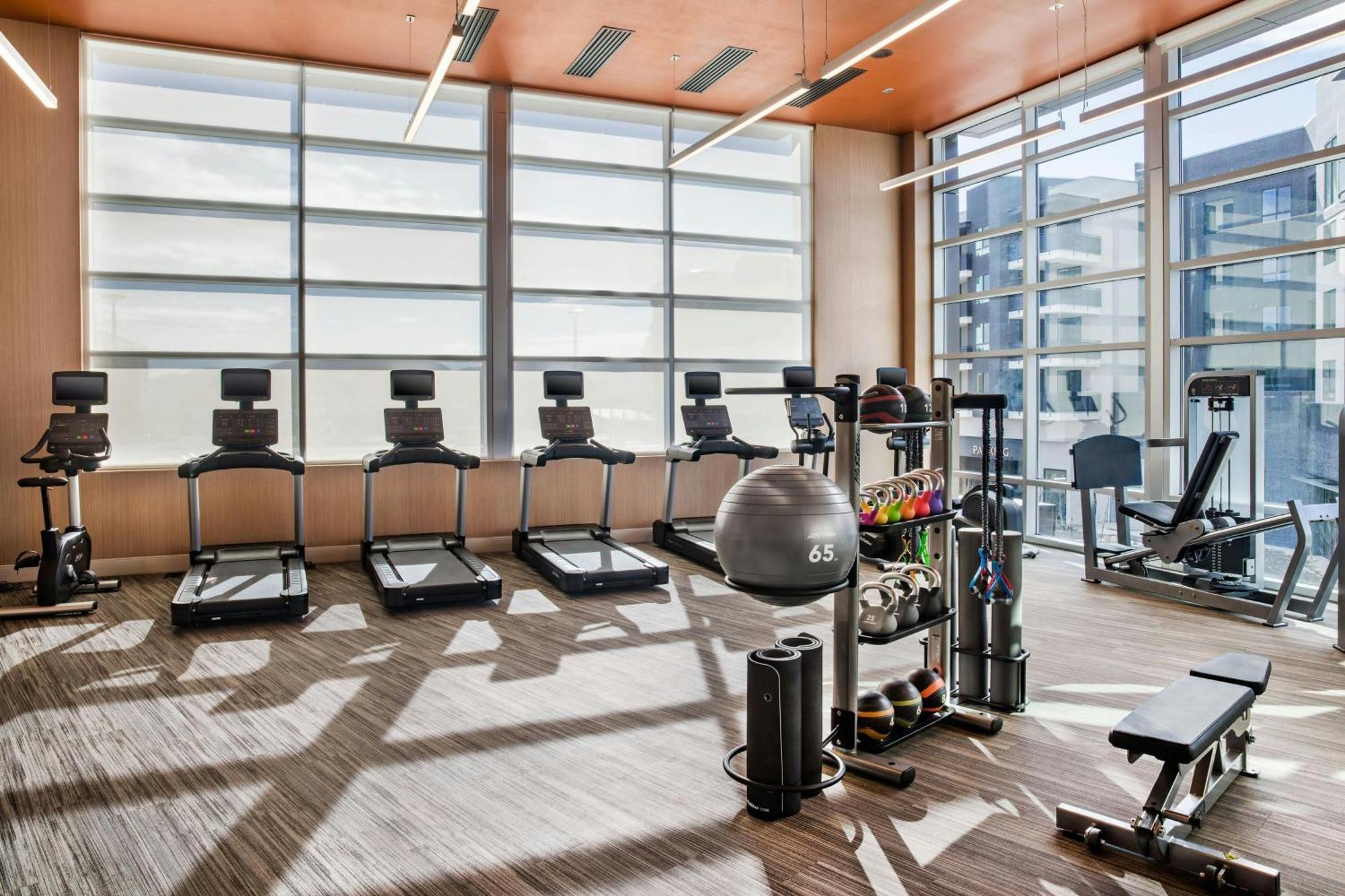 Element Reno Experience District Hotel Ngoại thất bức ảnh