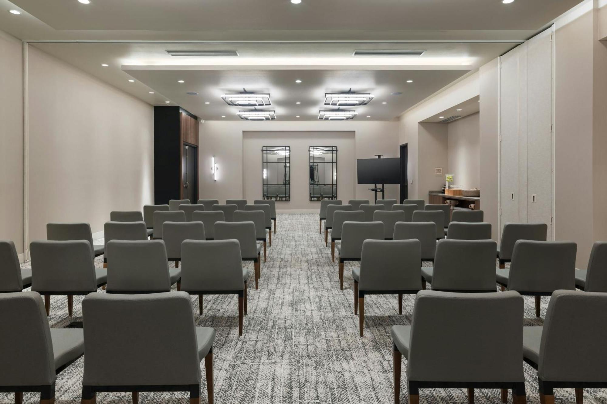 Element Reno Experience District Hotel Ngoại thất bức ảnh